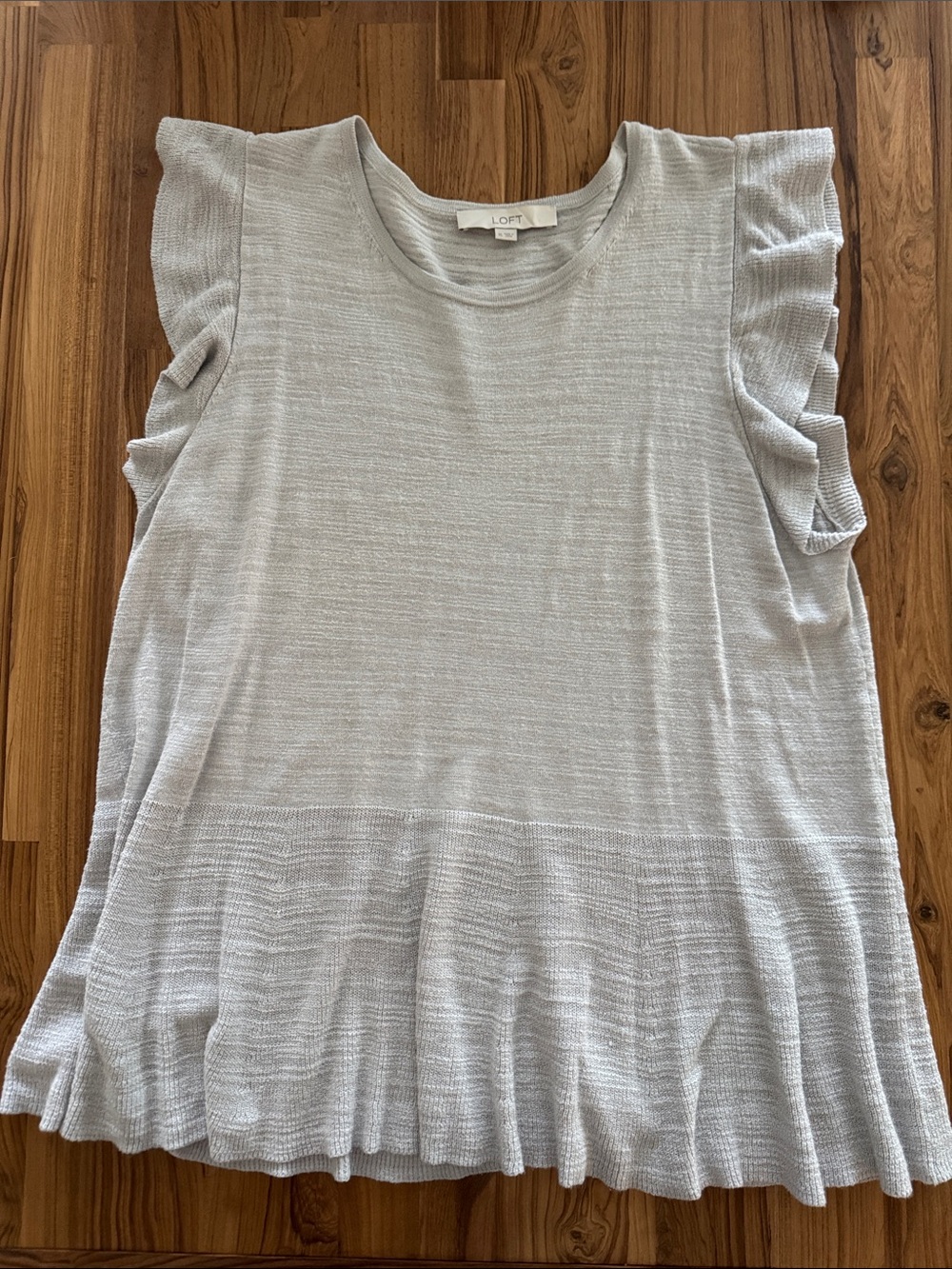 LOFT Light Gray Ruffle-Sleeve Knit Tunic - Large
